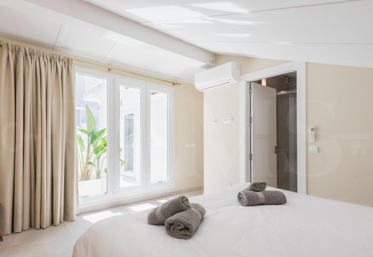 Penthouse & Private Rooftop In The Heart Of Malaga By Rems Exterior foto